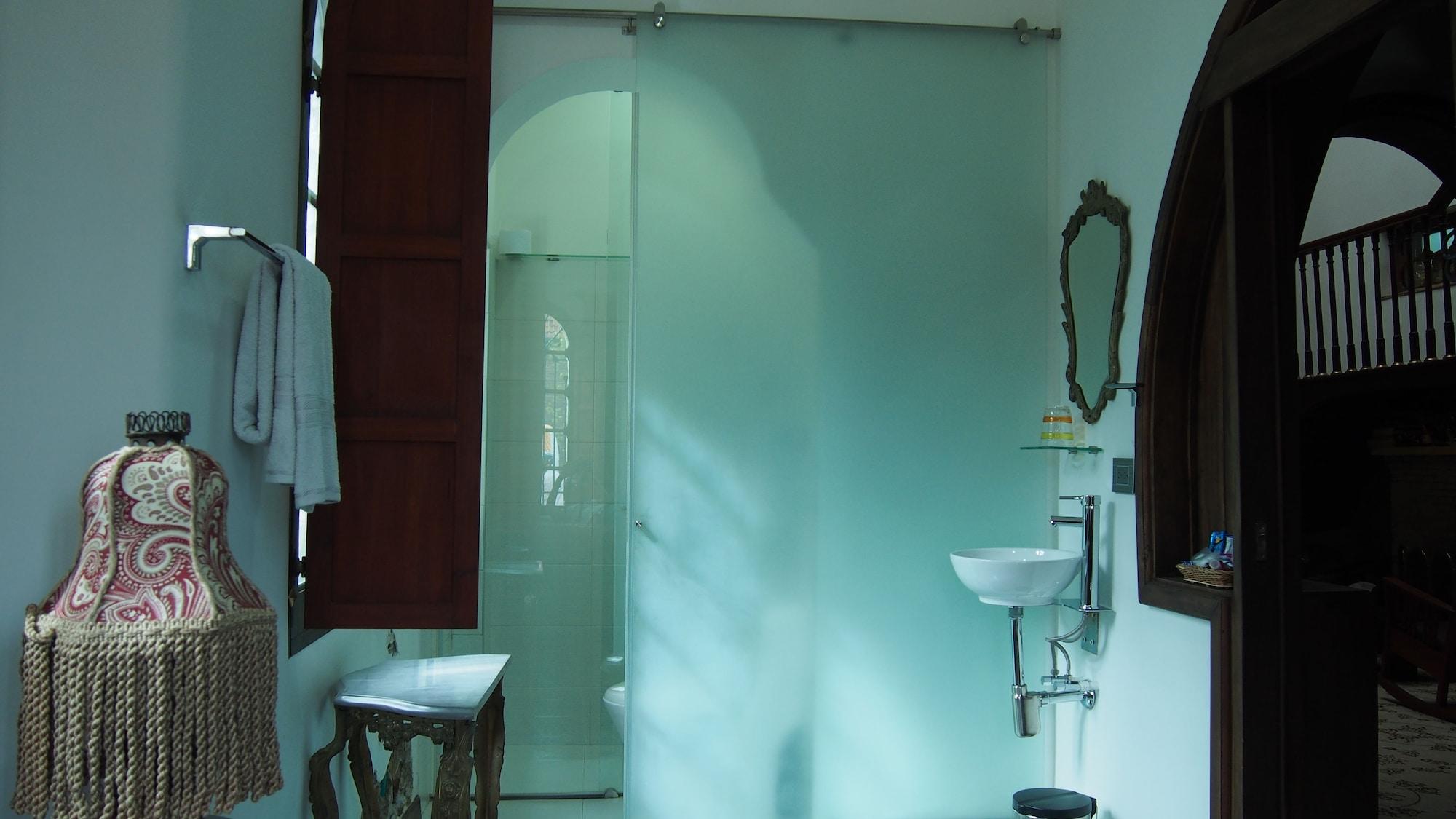 Bogota Bed & Breakfast Inn ภายนอก รูปภาพ