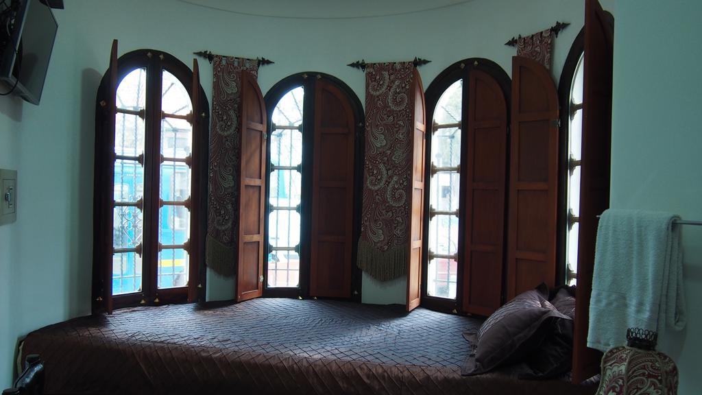 Bogota Bed & Breakfast Inn ภายนอก รูปภาพ