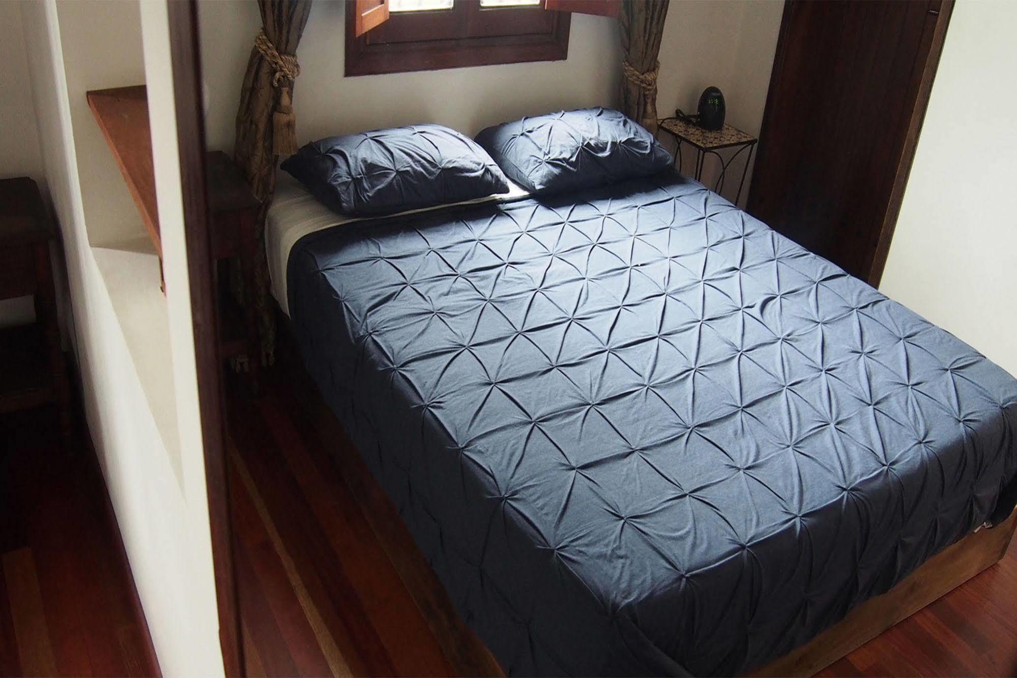 Bogota Bed & Breakfast Inn ภายนอก รูปภาพ